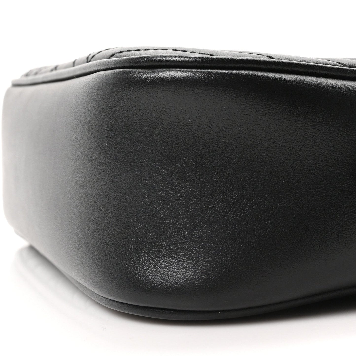 Calfskin Matelasse Monochrome Small GG Marmont Chain Shoulder Bag Black