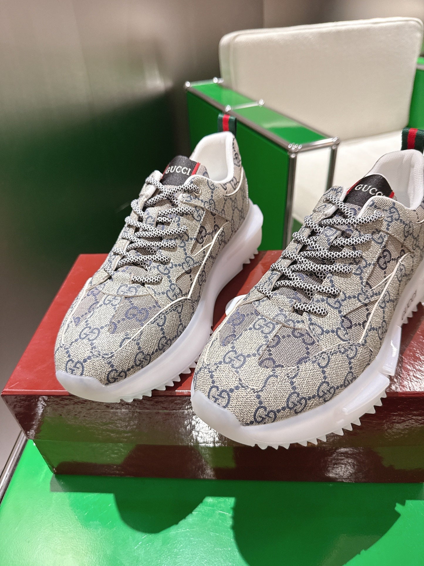Gucci Rhyton Sneakers Beige and Ebony Supreme Canvas 507554