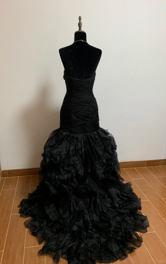 Black strapless fitted long elegant ball gown R8686