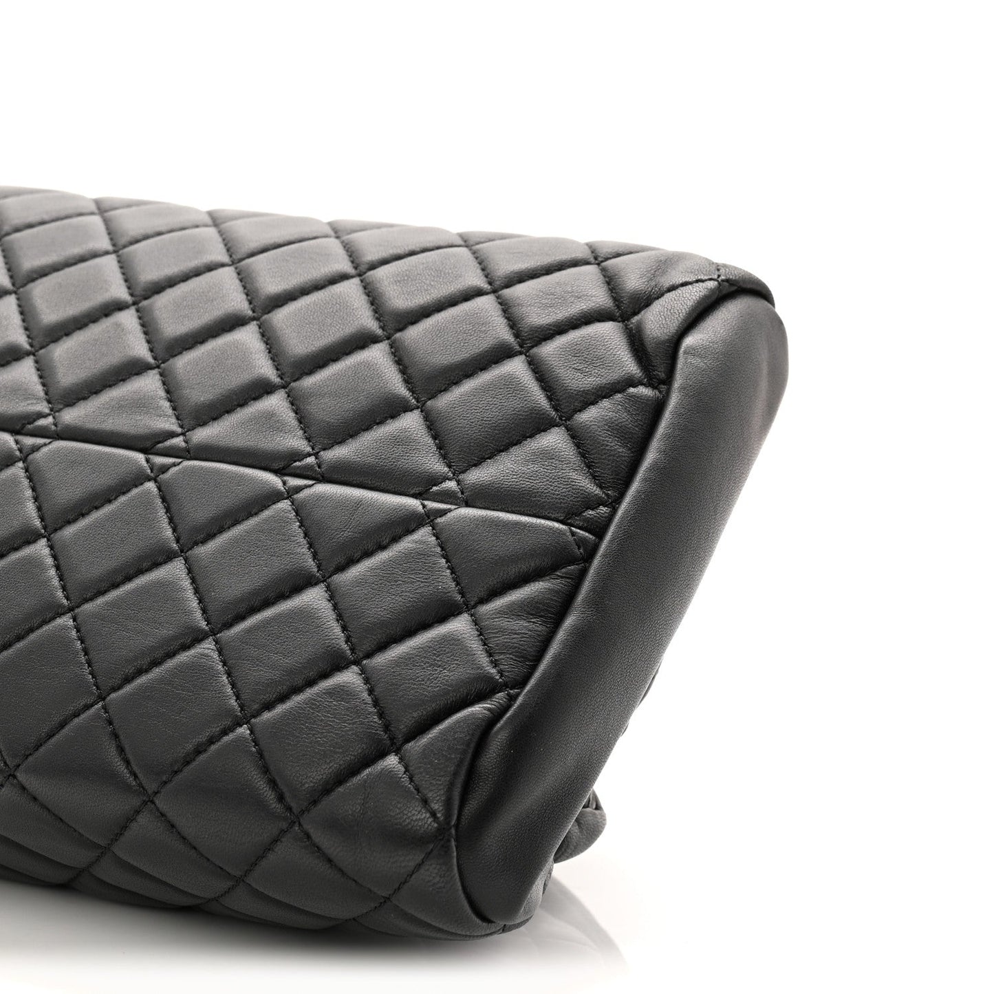 Lambskin Quilted Medium Just Mademoiselle Black