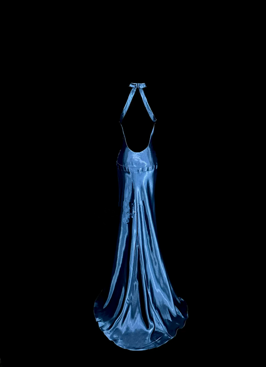 Blue halter-neck, fitted waist, slimming silhouette, revealing hips, sexy long ball gown R6674