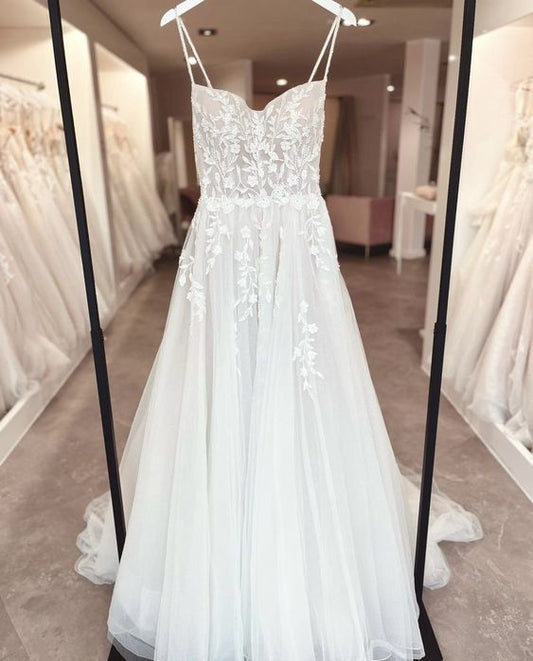 A Line Wedding Dresses for Women Simple Beach Wedding Dresses Sexy Boho Lace Appliques Beaded Bridal Gowns