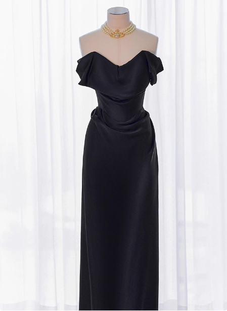 Elegant Black Slim-fit Off-the-shoulder Satin Long Prom Dress Evening Dress P4437