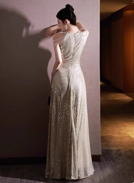 Luxurious Champagne Gold Halter Cold Shoulder Sequined Long Prom Dress Evening Dress P4481