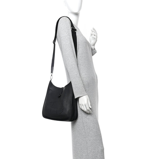 Taurillon Clemence Evelyne III PM Black