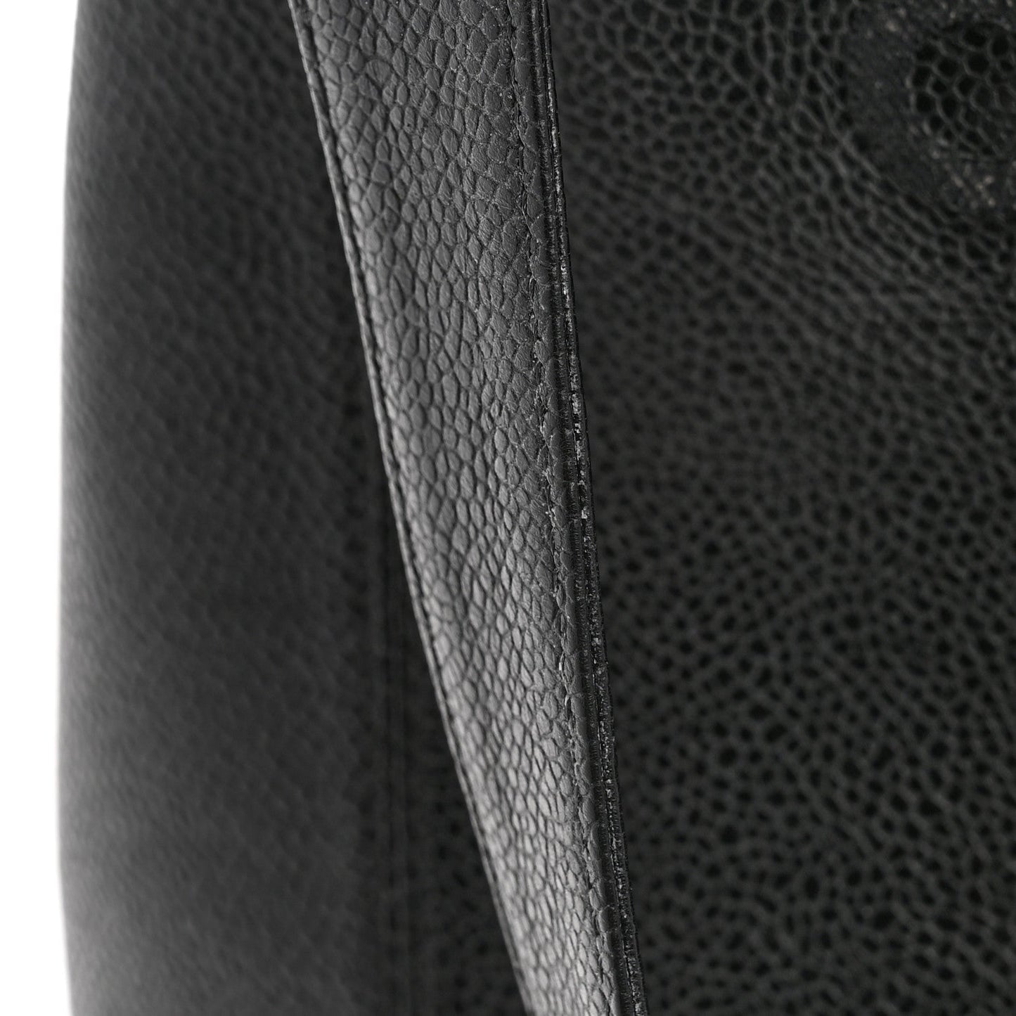 Caviar Shoulder Bag Black