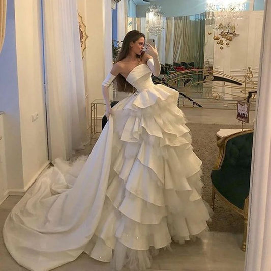 Vintage Ball Gown Strapless Long White Satin Wedding Dresses