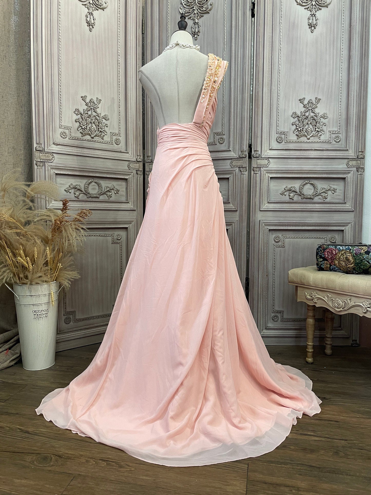 Elegant Pink One-Shoulder Pearl Twist Ruched Chiffon Train Prom Dress Evening Dress P4736