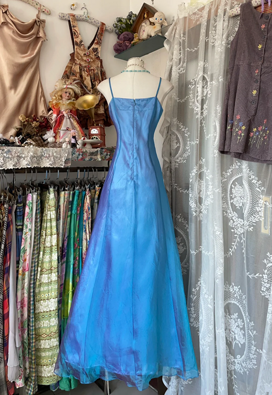 Blue halter-neck satin fitted elegant long ball gown R6333