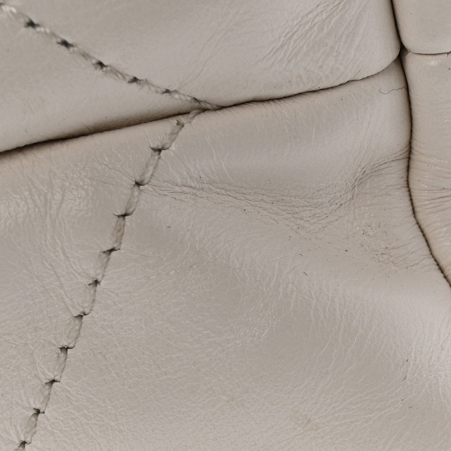 Shiny Calfskin Quilted Small Rainbow Chanel 22 White