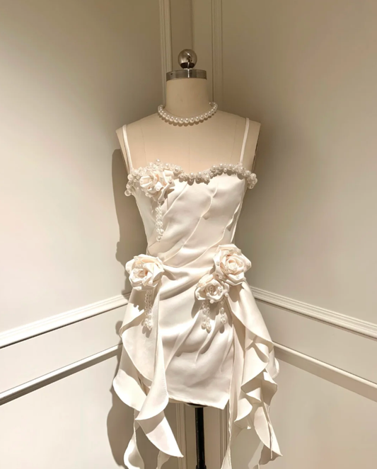 White halter neckline with pearl design, waist and irregular skirt short skirt for homecoming dress R4151