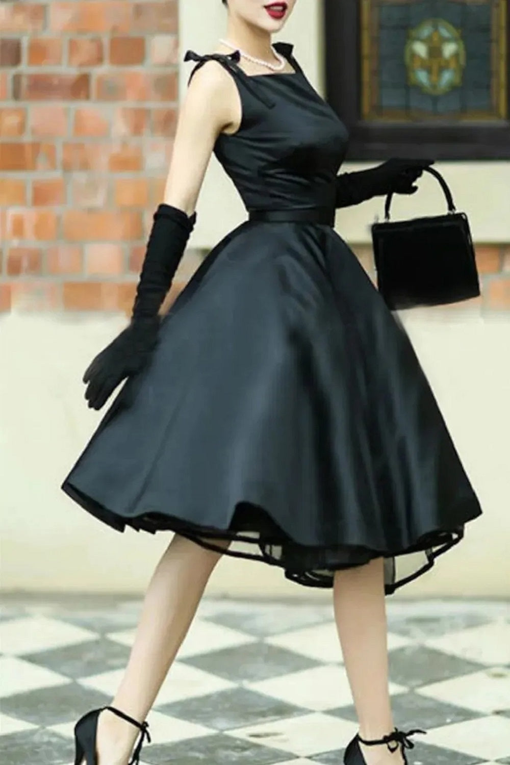 A-line Cocktail Dress Elegant Satin Knee Length Wedding Party Gown