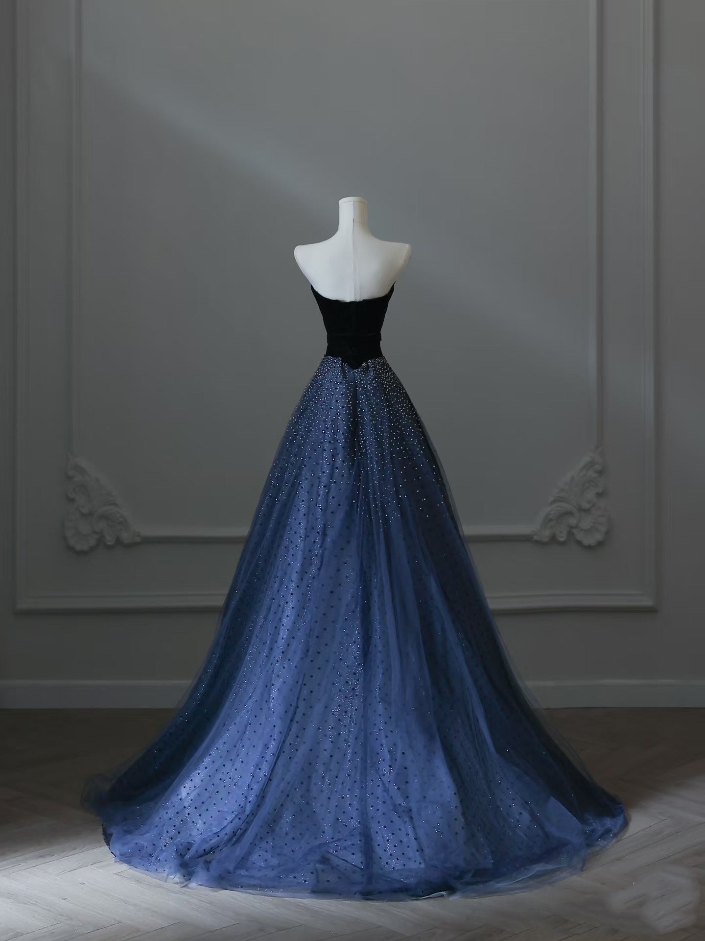 Sexy A line Strapless Navy Blue Tulle Long Prom Dresses Evening Gowns