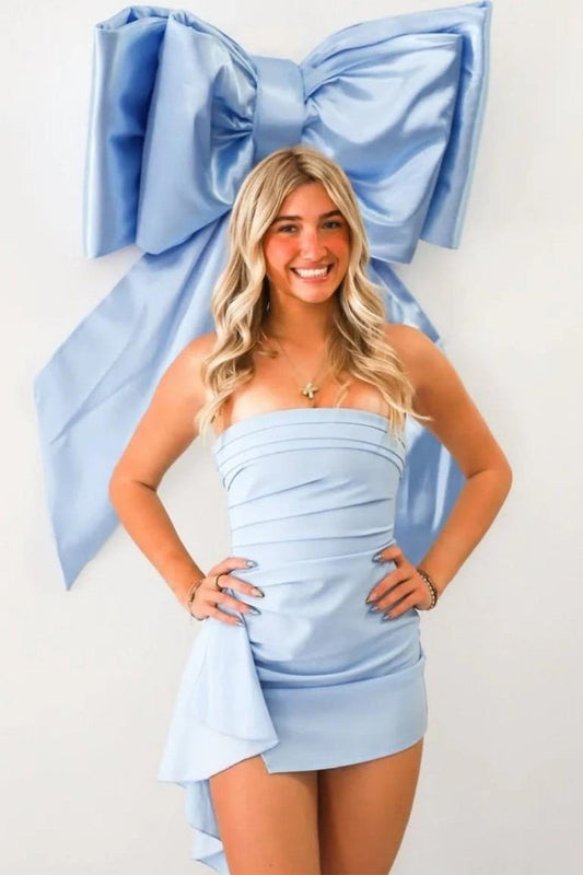 Chic Strapless Ruched Asymmetrical Hem Short Homecoming Dress