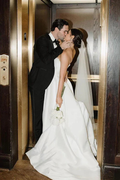 omberprom Elegant A-Line Strapless Satin Simple Bridal Gown Charming Wedding Dresses with Slit