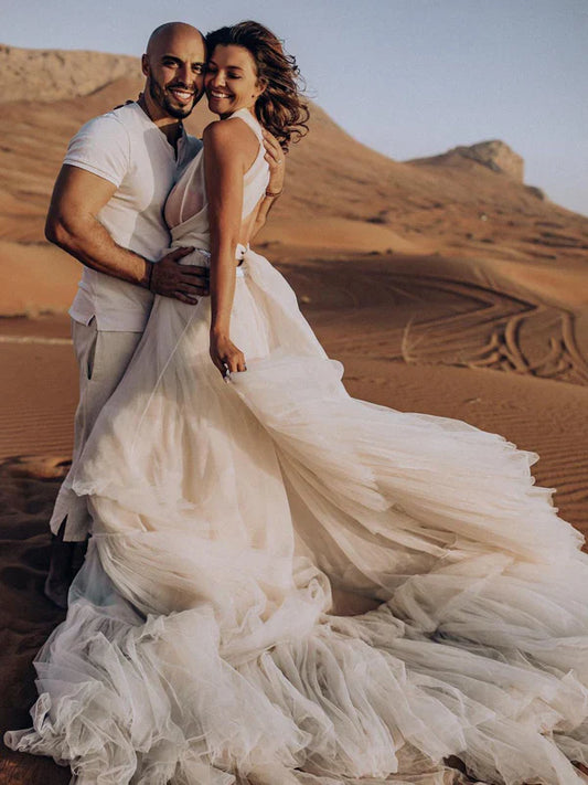 Amazing A-line Chapel Train Tulle Simple Wedding Dresses With Slit Sexy