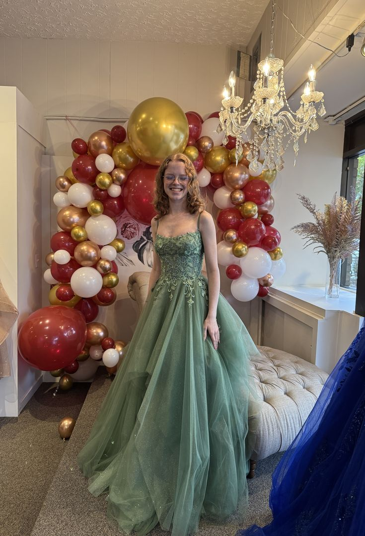 Pretty Spaghetti Straps Green Tulle Appliques Long Prom Dress Evening Gown