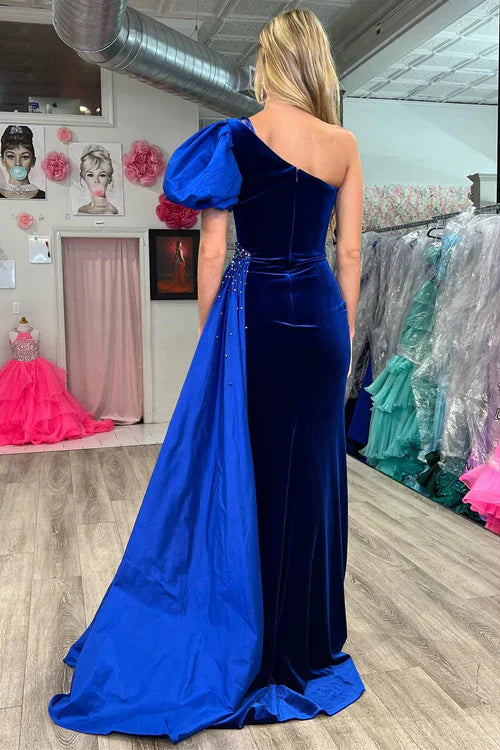 omberprom Royal Blue Evening Dress Velvet One-Shoulder Long Prom Dresses Formal Dress with Attached Train
