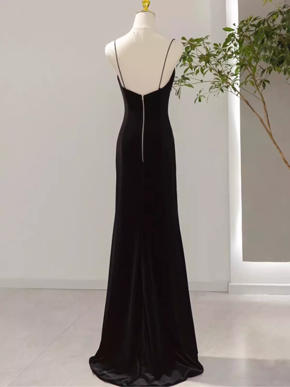 Mermaid Straps Black Velvet Long Prom Dresses P1013