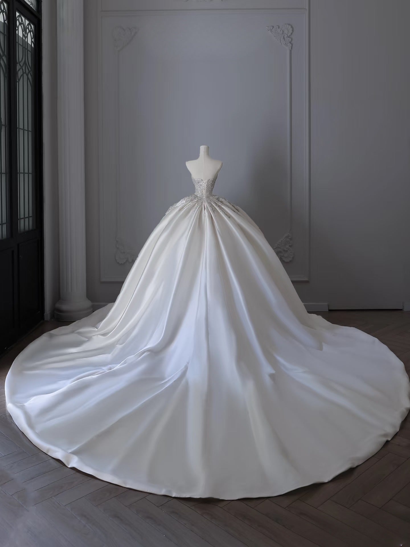 Timeless Ball Gown Sweetheart Neckline Sequin Sleeveless Wedding Dress Bridal Dresses