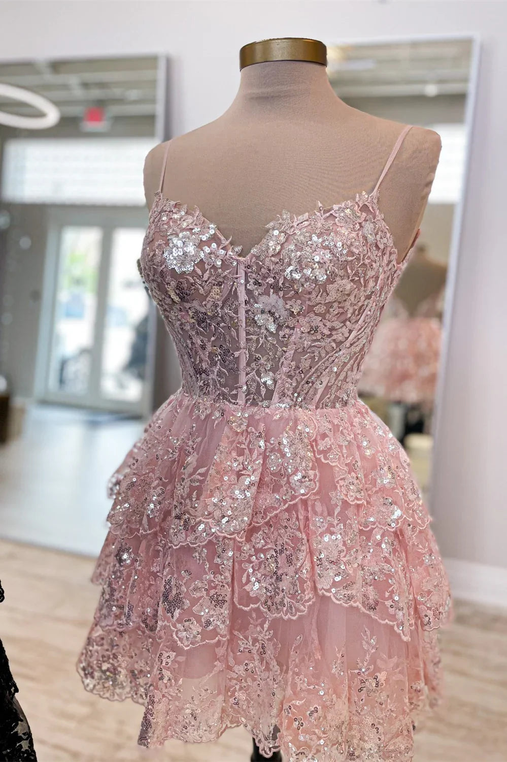 Spaghetti Straps Lilac Homecoming Dresses Ruffle Mini Birthday Dress
