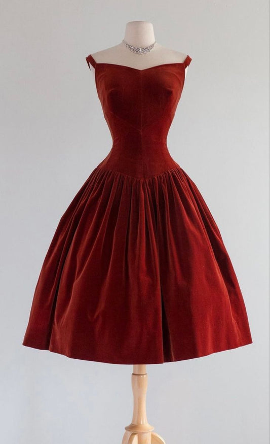 Simple Burgundy A-line Off-shoulder Velvet Short Ball Gown Evening Dress TP2137