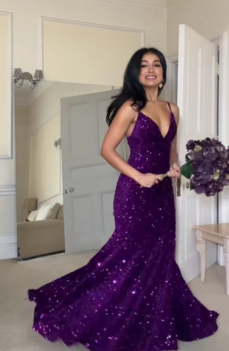Fashion Purple Spaghetti Straps V Neck Sequin Mermaid Party Dress Long Evening Gown