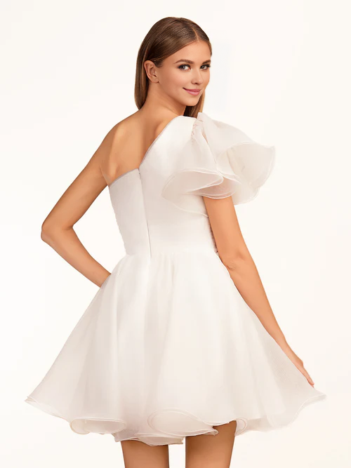 omberprom A-line Graduation Dresses One Shoulder Organza Ruffled Homecoming Dress