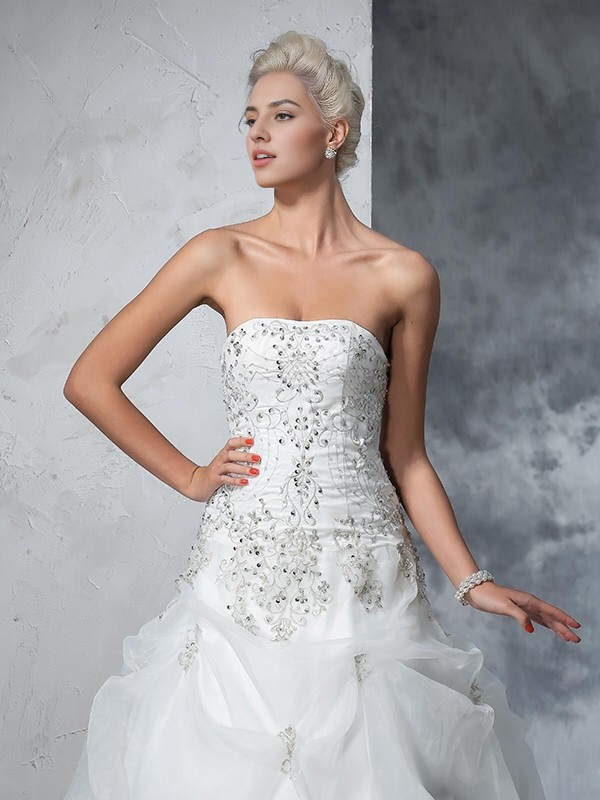 omberprom Dress To A Wedding Ball Gown Strapless Beading Sleeveless Long Organza Dress For Wedding