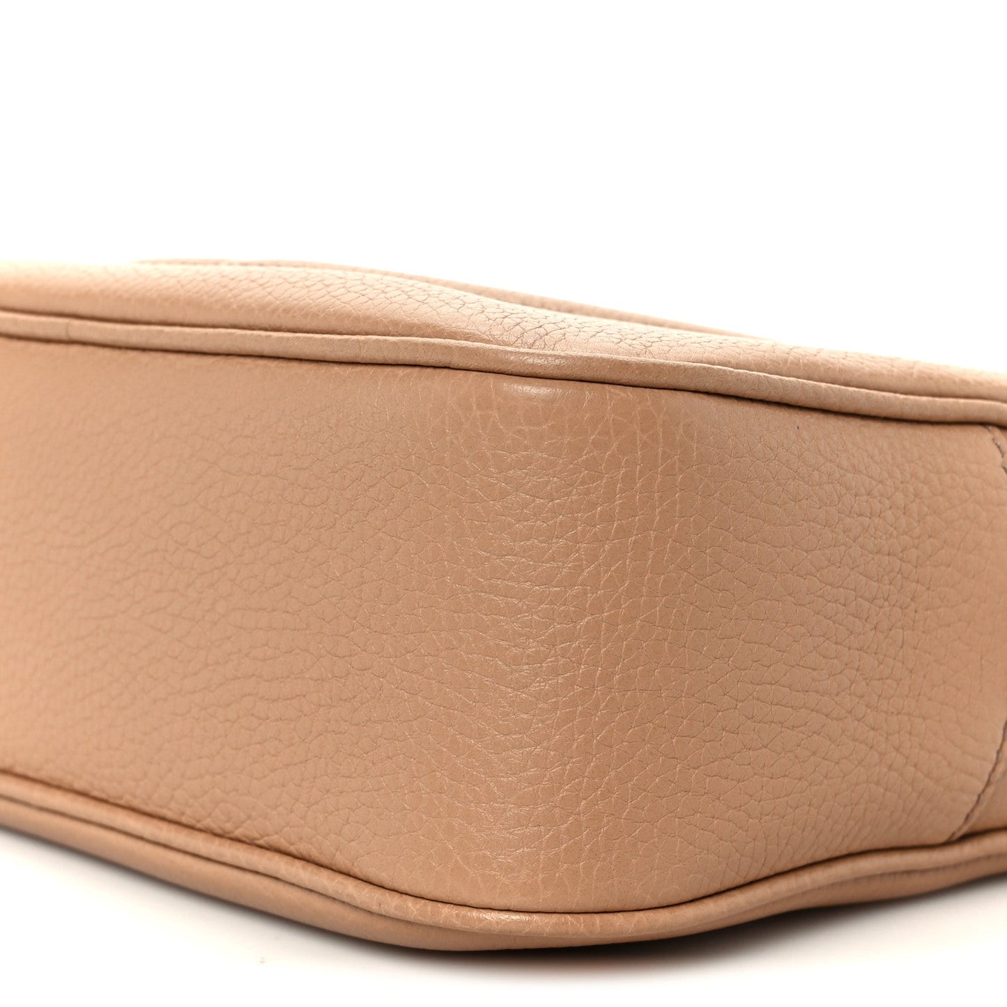 Pebbled Calfskin Small Soho Disco Bag Camelia