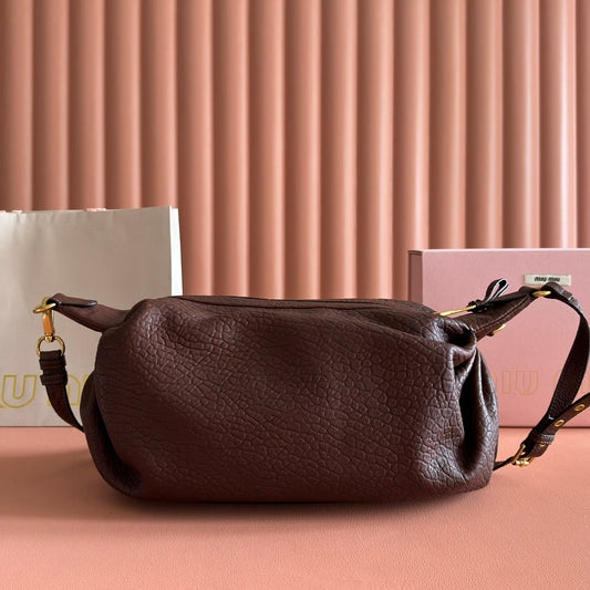 Miu 25ss Large Shoulderbag 40 Brown Embossed Lambskin
