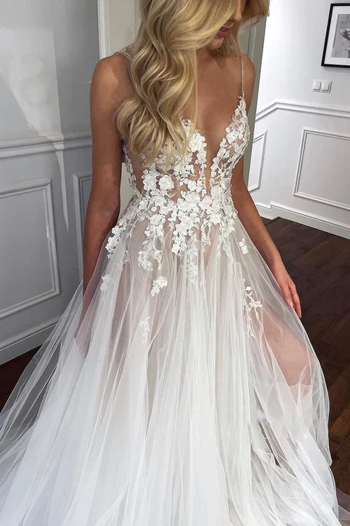 omberprom Elegant Spaghetti Straps V-Neck Lace Appliques A-line Tulle Wedding Dress Romantic Bridal Gown