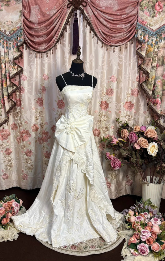 Spaghetti Straps Long Elegant Wedding Dresses Princess Bridal Gown