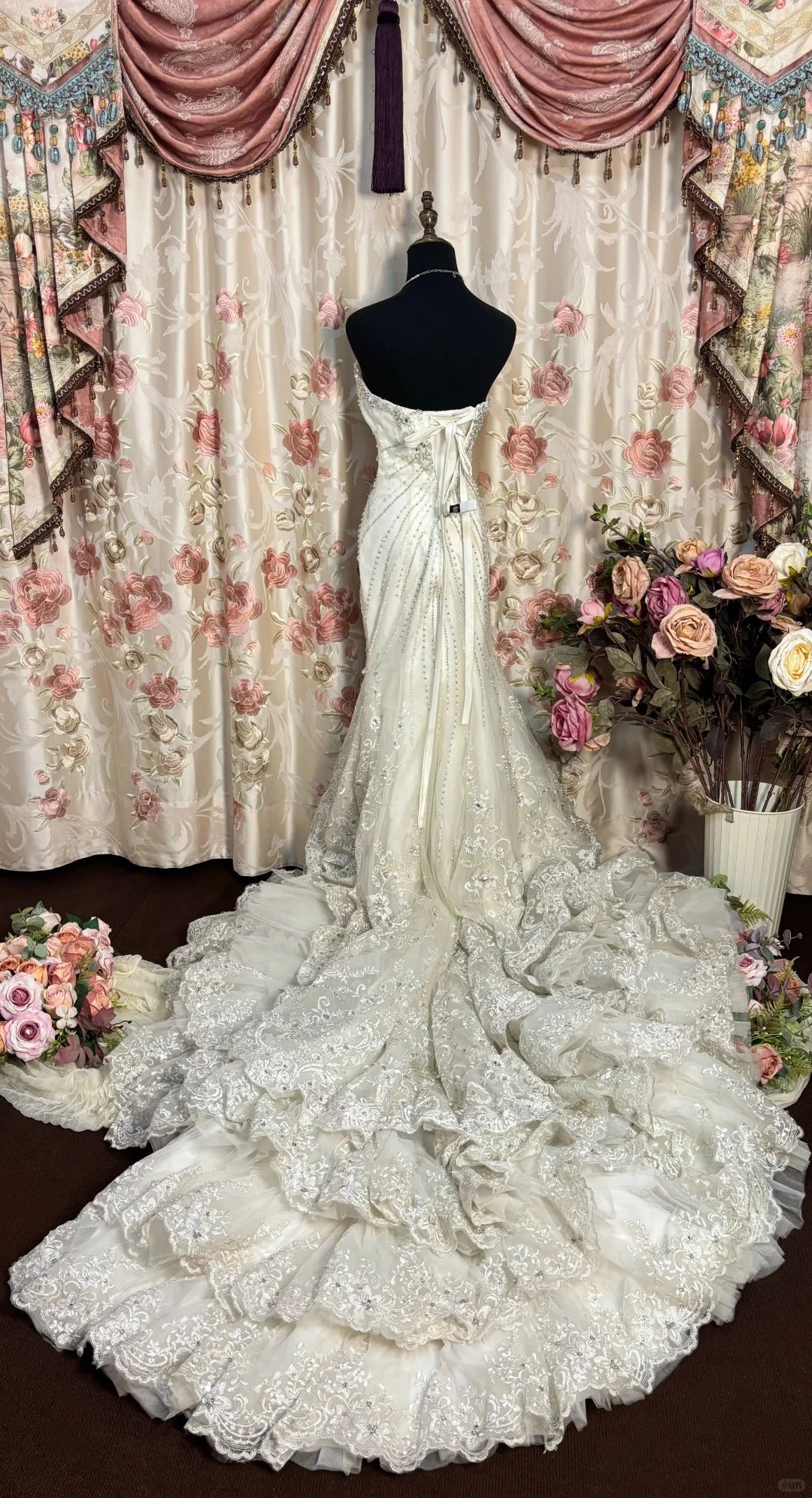 Vintage Mermaid Lace Beaded Long Wedding Dresses       S6848