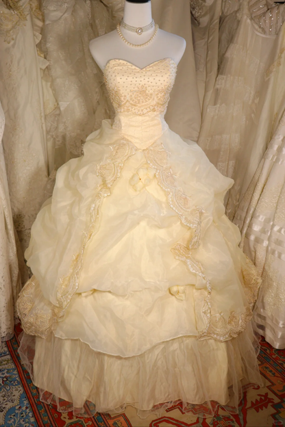 A Line Vintage Long Wedding Dresses Princess Bridal Gown        S6883