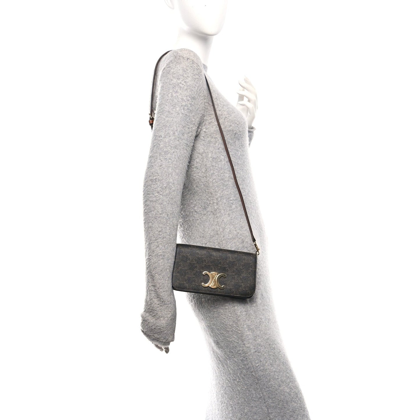 Triomphe Canvas Multipochette Tan