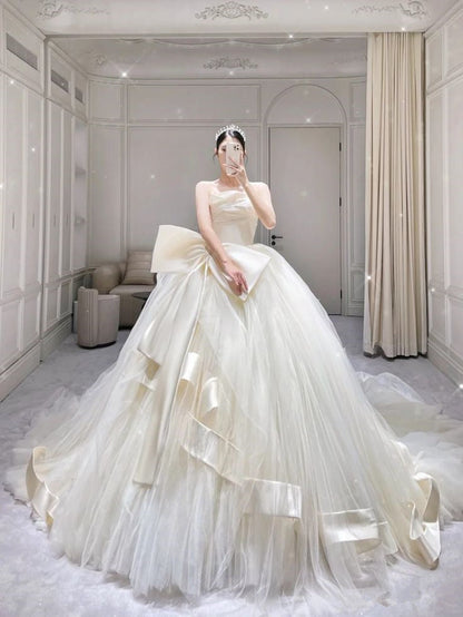 A Line Tulle Wedding Dresses Sleeveless Long Bridal Gowns    S6648