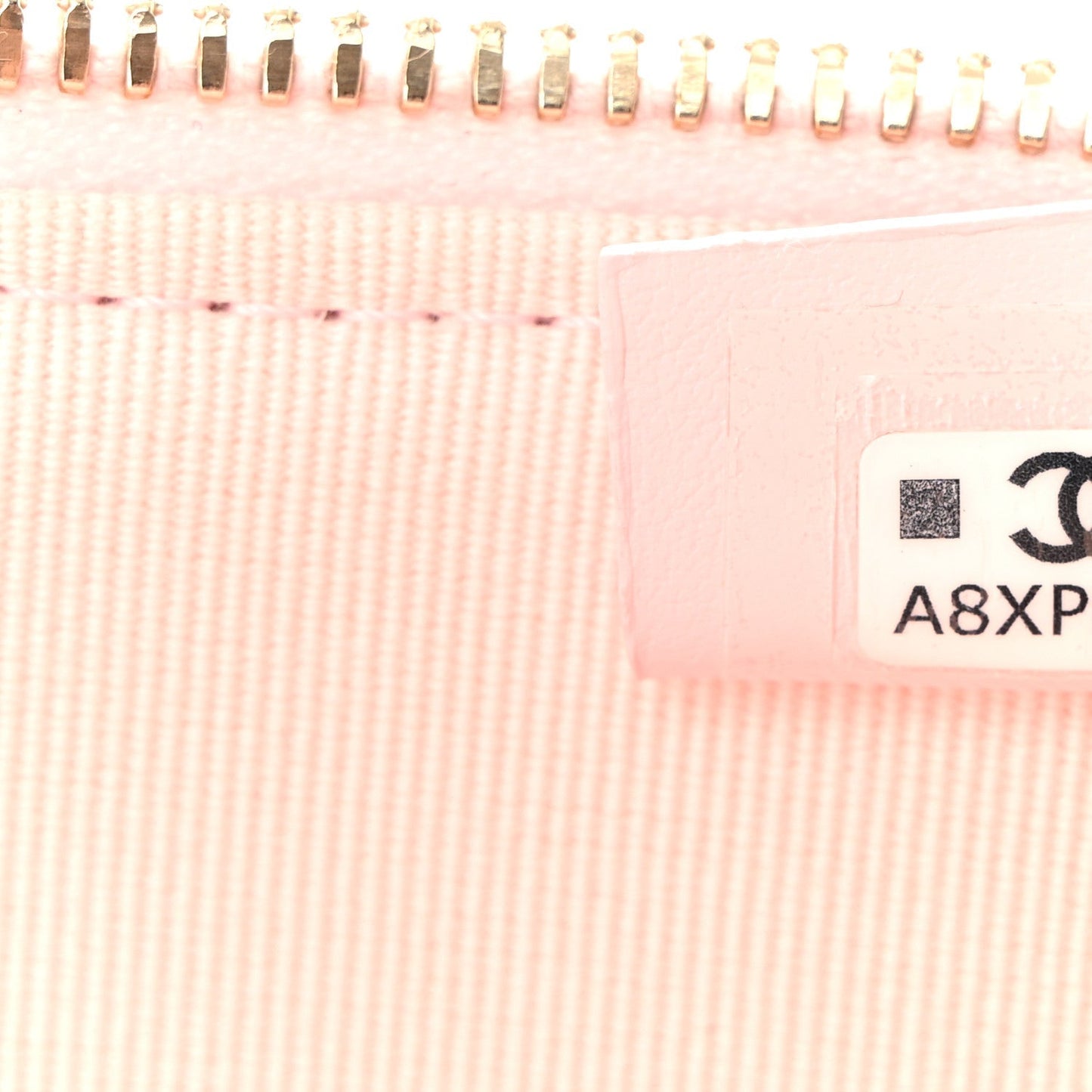 Caviar Quilted Top Handle Slim Vanity With Chain Light Pink