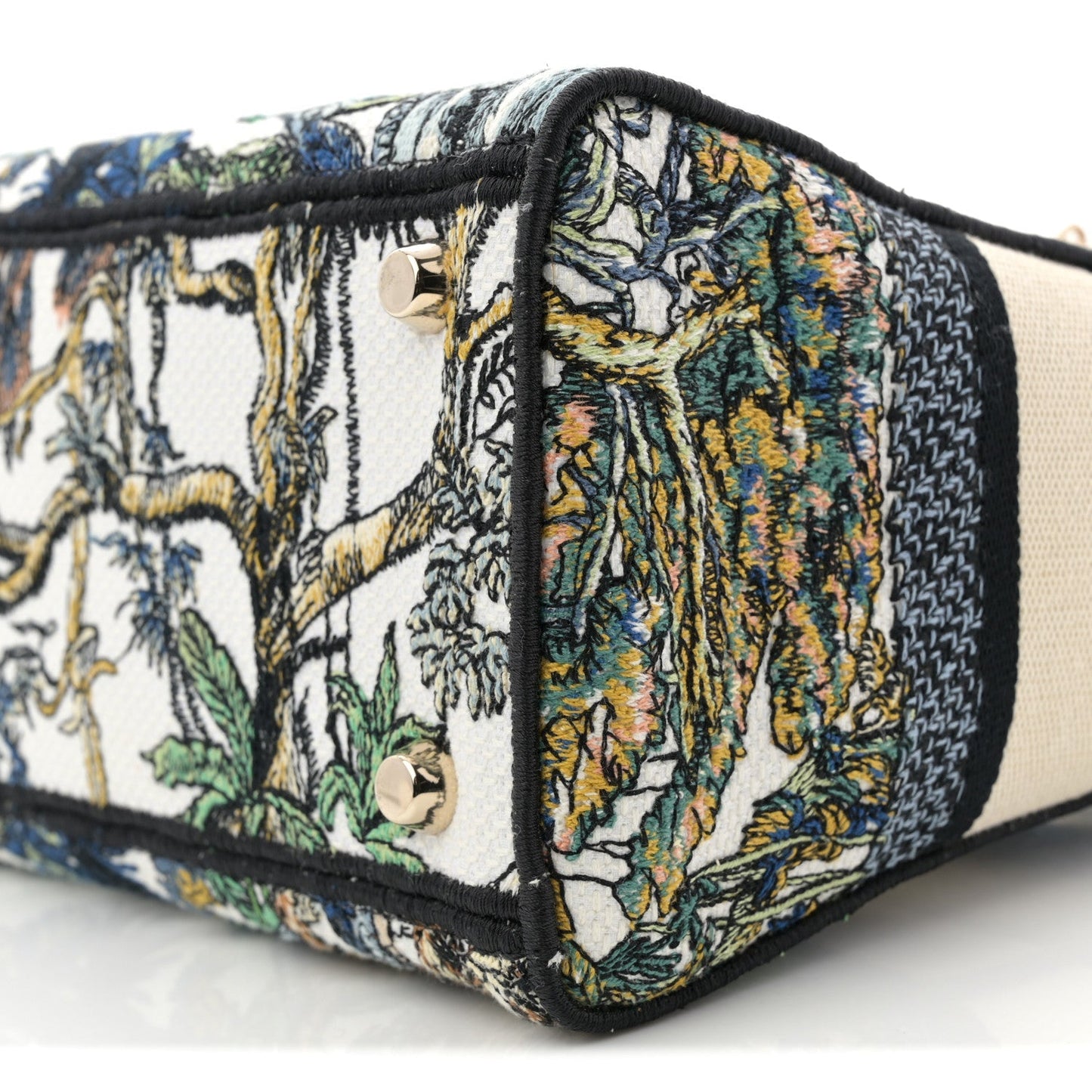 Canvas Embroidered Etoile de Voyage Medium Lady D-Lite Multicolor