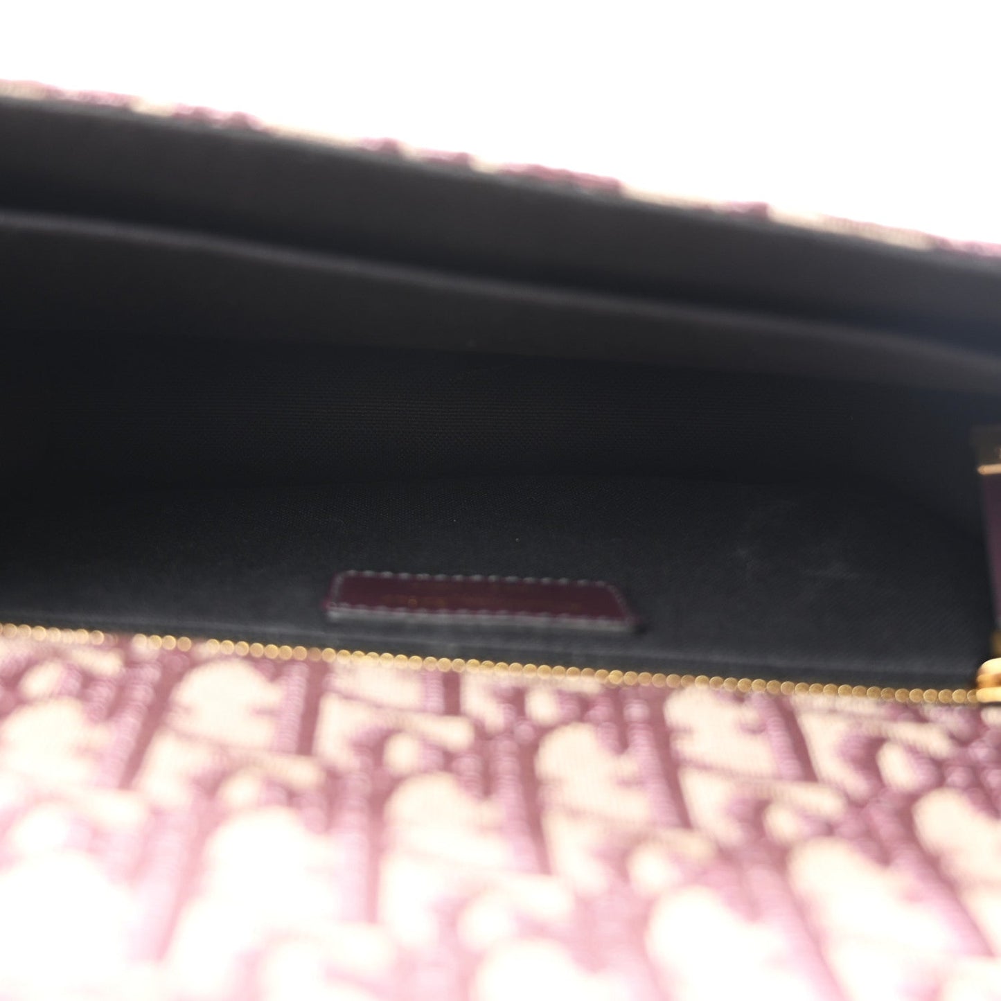 Oblique 30 Montaigne Flap Bag Burgundy
