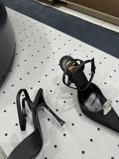 HARLOW PUMPS IN BLACK SATIN CREPE AND CRYSTALS
