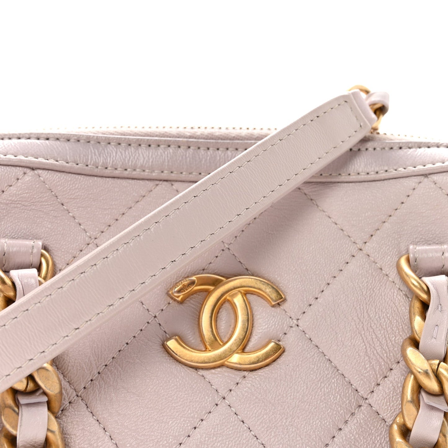 Shiny Lambskin Quilted Small Fashion Therapy Bowling Bag Lilac