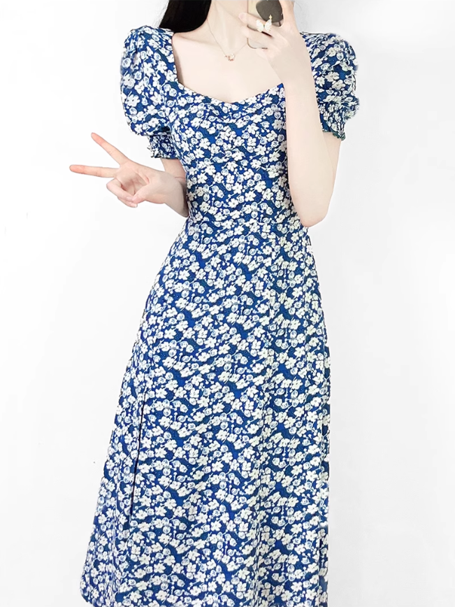 2025 Summer New French Square Neck Blue Temperament Floral Holiday Platycodon Dress R0945