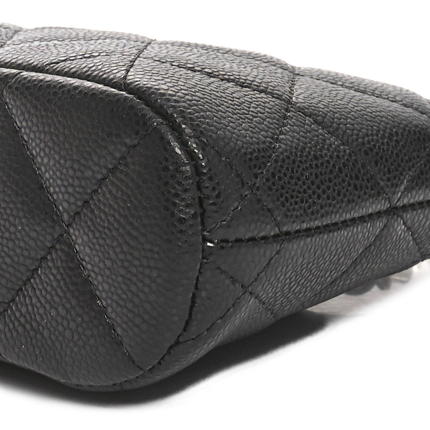 Caviar Quilted Classic Clutch With Chain Black