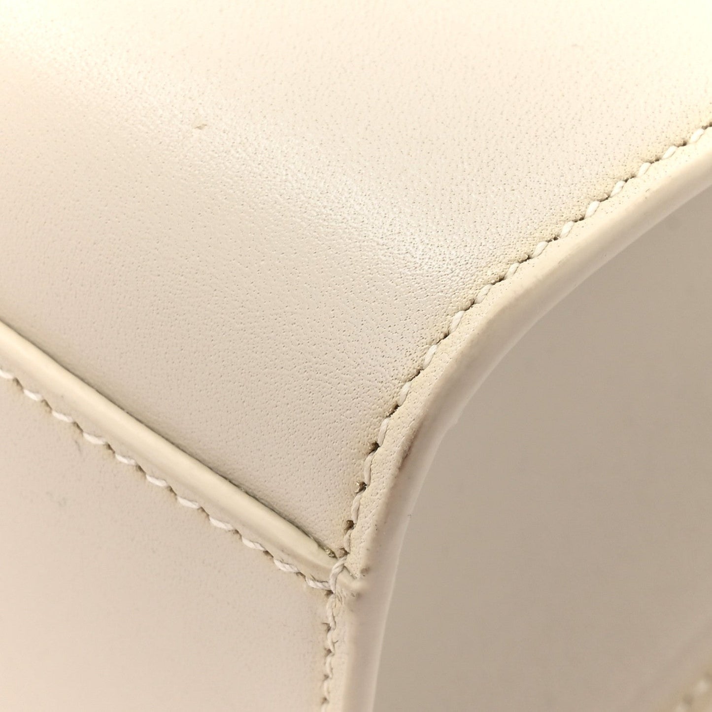 Smooth Calfskin Manhattan Shoulder Bag Crema Soft