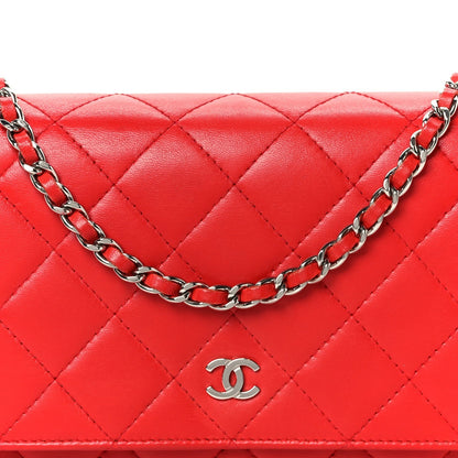 Lambskin Quilted Wallet On Chain WOC Red