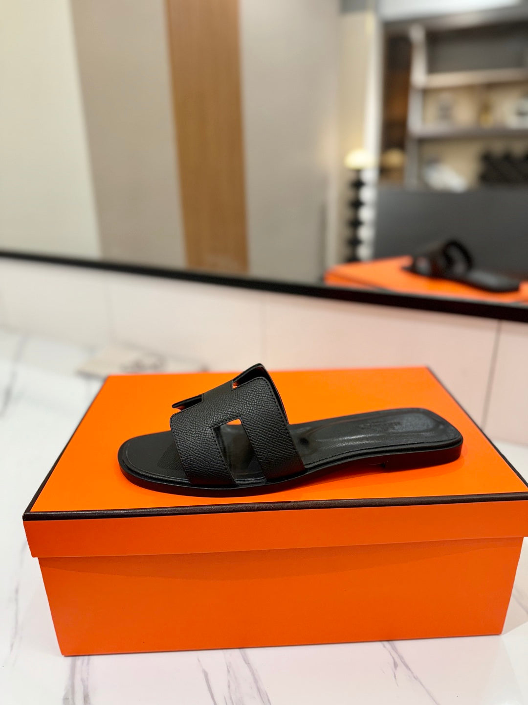 HM Oran Sandal Black Goatskin 294867