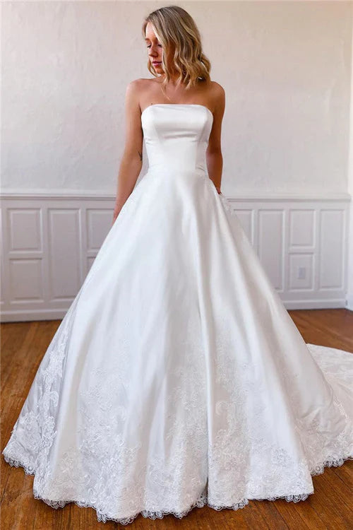 omberprom Elegant Lace Appliques Long Strapless Wedding Dress with Pockets