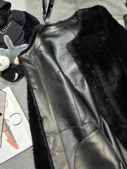 CHANEL 25S SHEEP FUR COAT 505