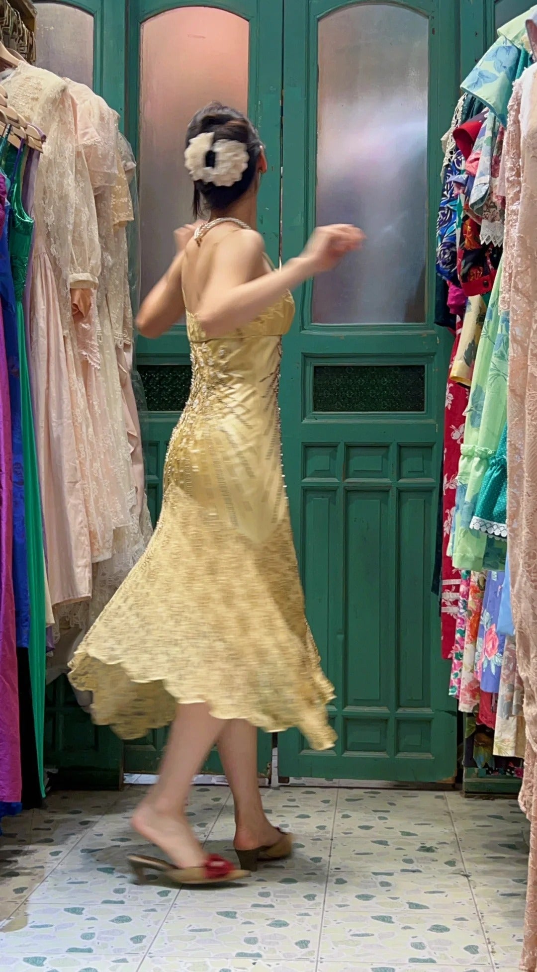 Retro Yellow Irregular Deep V Halter Lace Satin Prom Dress Evening Dress P4121